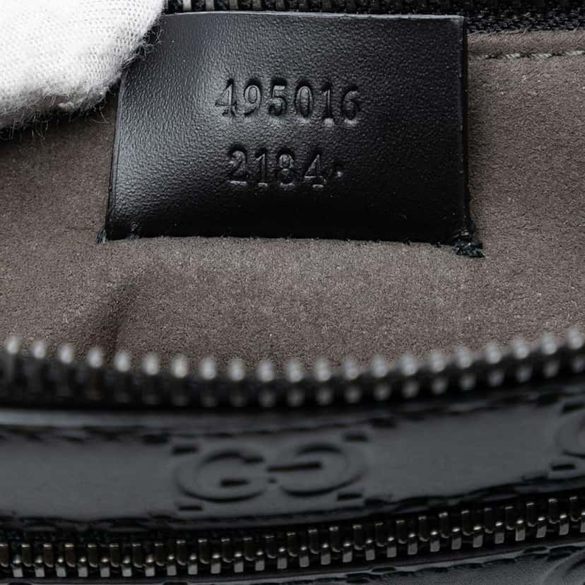 Gucci Guccissima Clutch Black Leather Very good condition - Box View