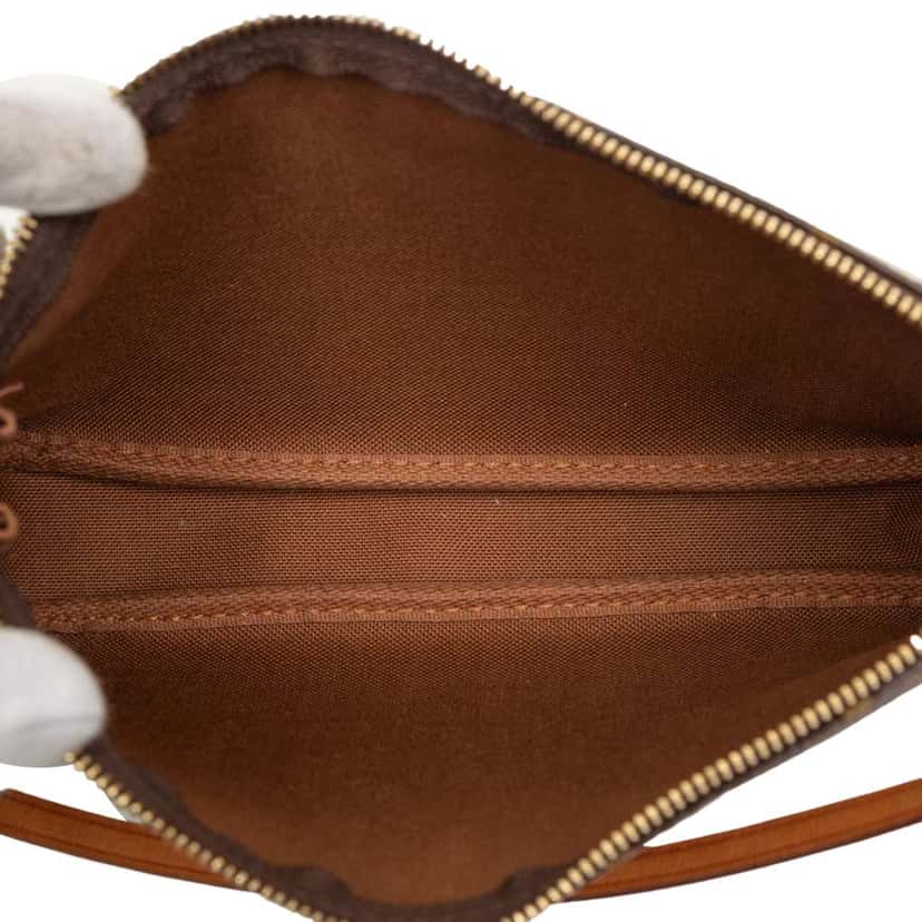 Louis Vuitton Monogram Pochette Accessoires Brown Very good condition - Model View