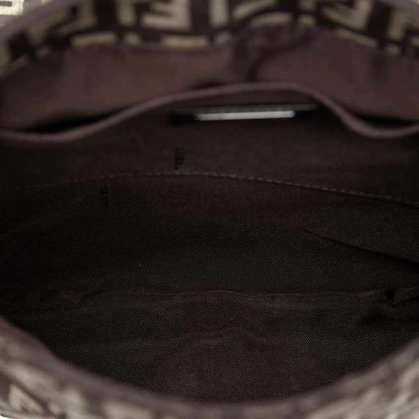 Fendi Zucchino Canvas Flap Crossbody Brown Canvas Very good condition - Model View