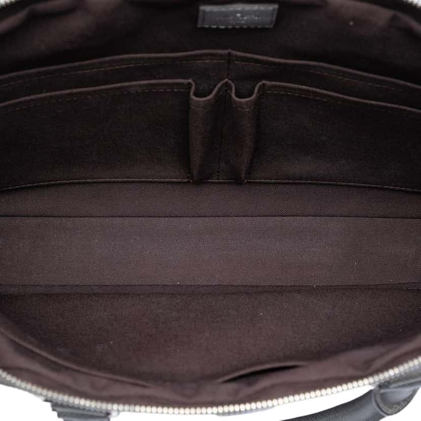 Louis Vuitton Taiga Porte Documents Business MM Grey Leather Very good condition - Model View