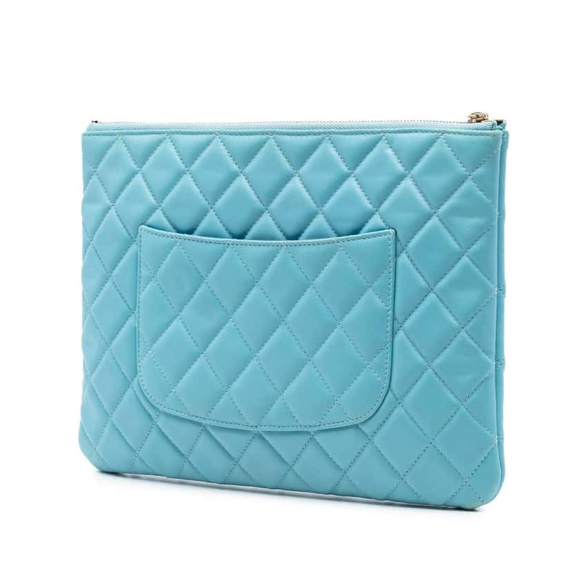 Chanel Medium Quilted Lambskin O Case Clutch Blue Leather Very good condition - Back View