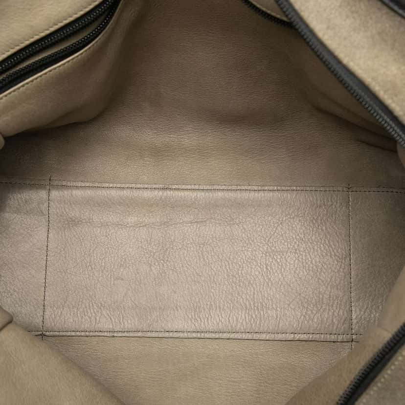 Loewe Suede Amazona 32 Green Leather Good condition - Model View