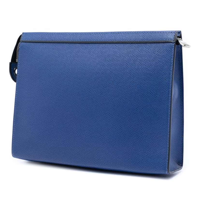 Louis Vuitton Taiga Pochette Voyage MM Blue Leather Very good condition - Back View