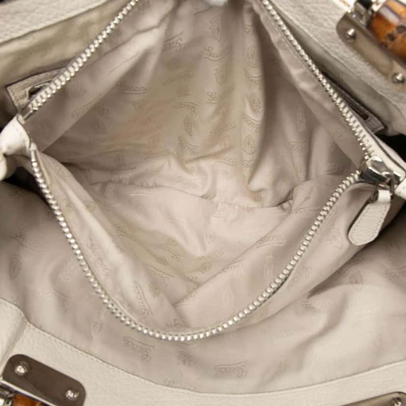 Gucci Medium GG Canvas Bamboo Libeccio Tote Beige Canvas Good condition - Model View