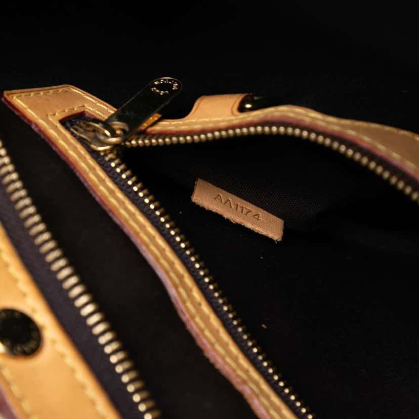 Louis Vuitton Monogram Vernis Brea MM Purple Leather Very good condition - Box View