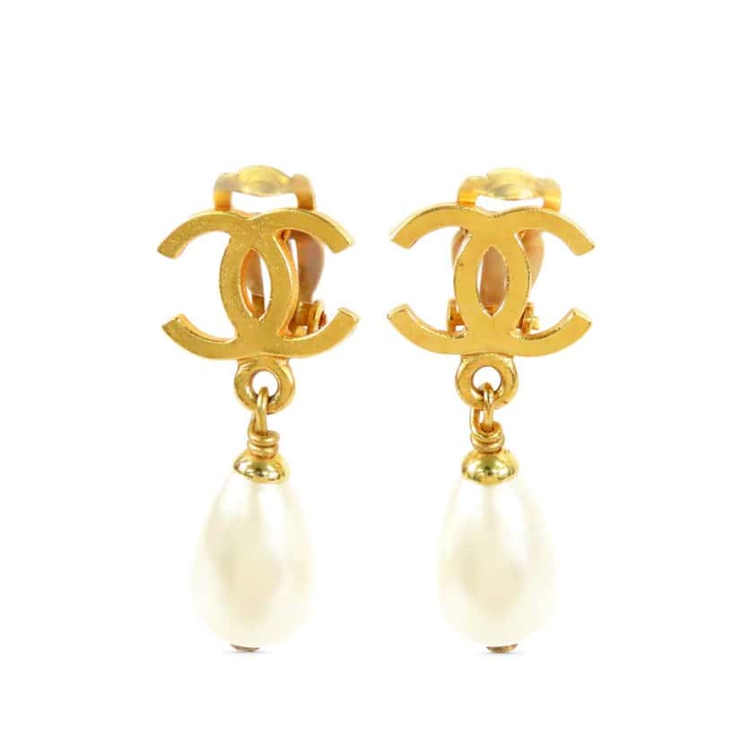 Chanel CC Gold Plated Faux Pearl Dangle Clip On Earrings Gold Metal Very good condition - Front View