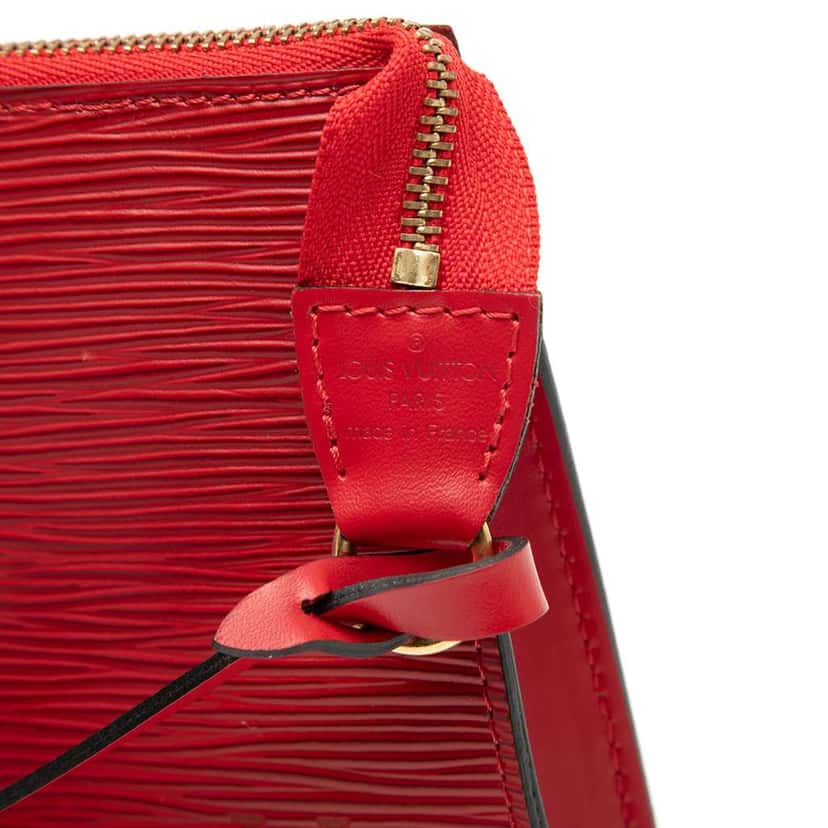 Louis Vuitton Epi Pochette Accessoires Red Leather Very good condition - Box View
