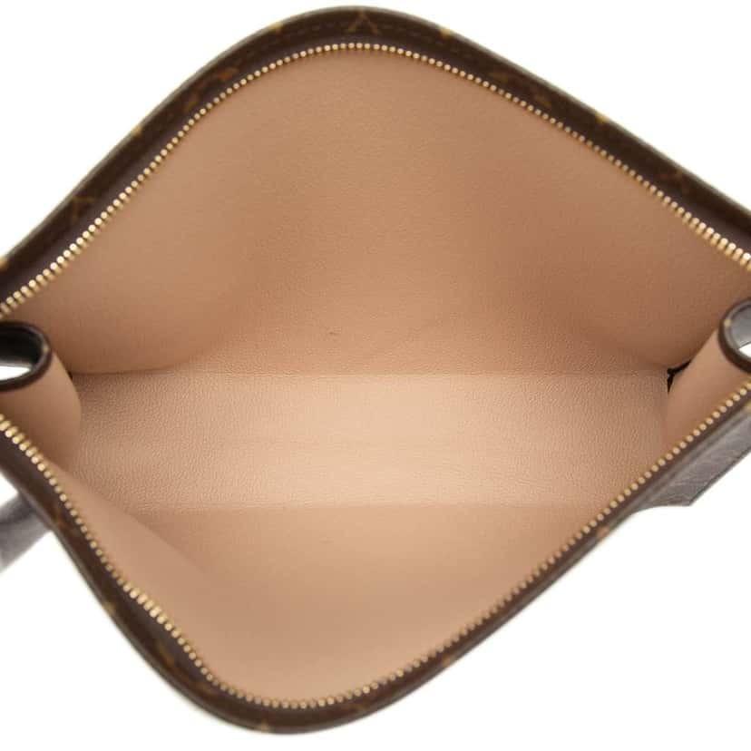 Louis Vuitton Monogram Toiletry Pouch 26 Brown Very good condition - Model View