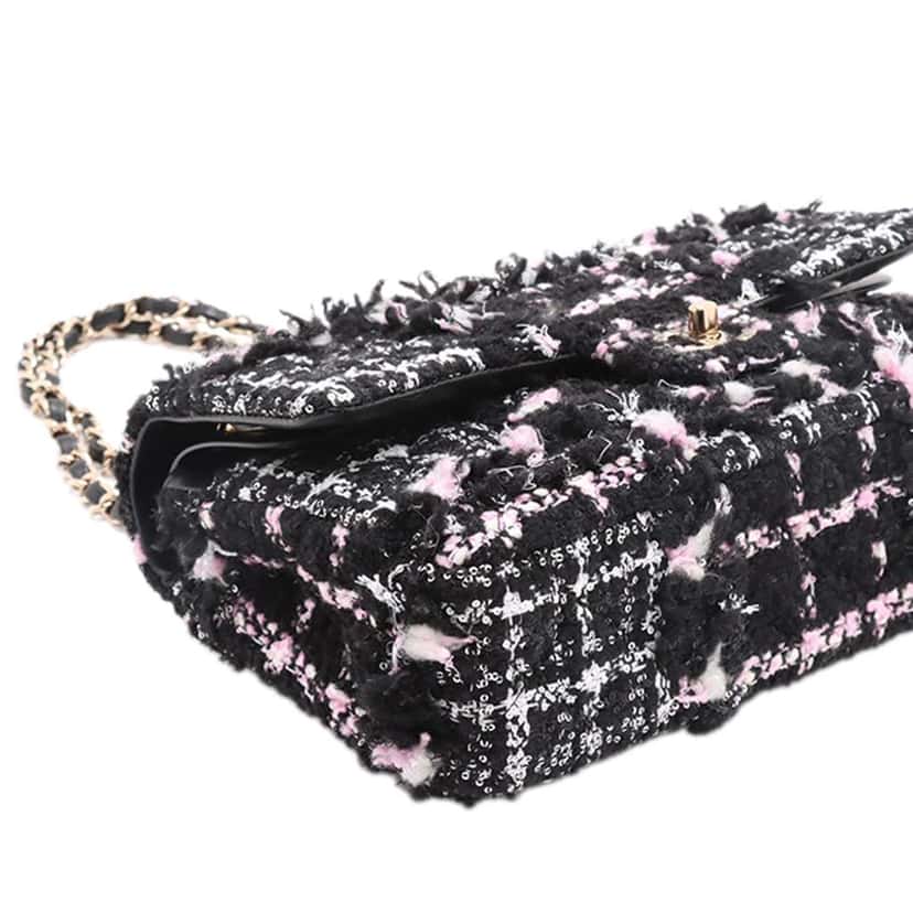 Chanel Medium Classic Tweed Sequins Double Flap Black Tweed Very good condition - Model View
