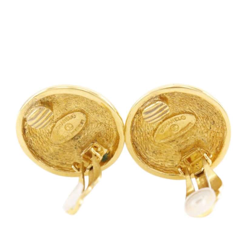 Chanel CC Gold Plated Quilted Round Clip On Earrings Gold Metal Very good condition - Inside View