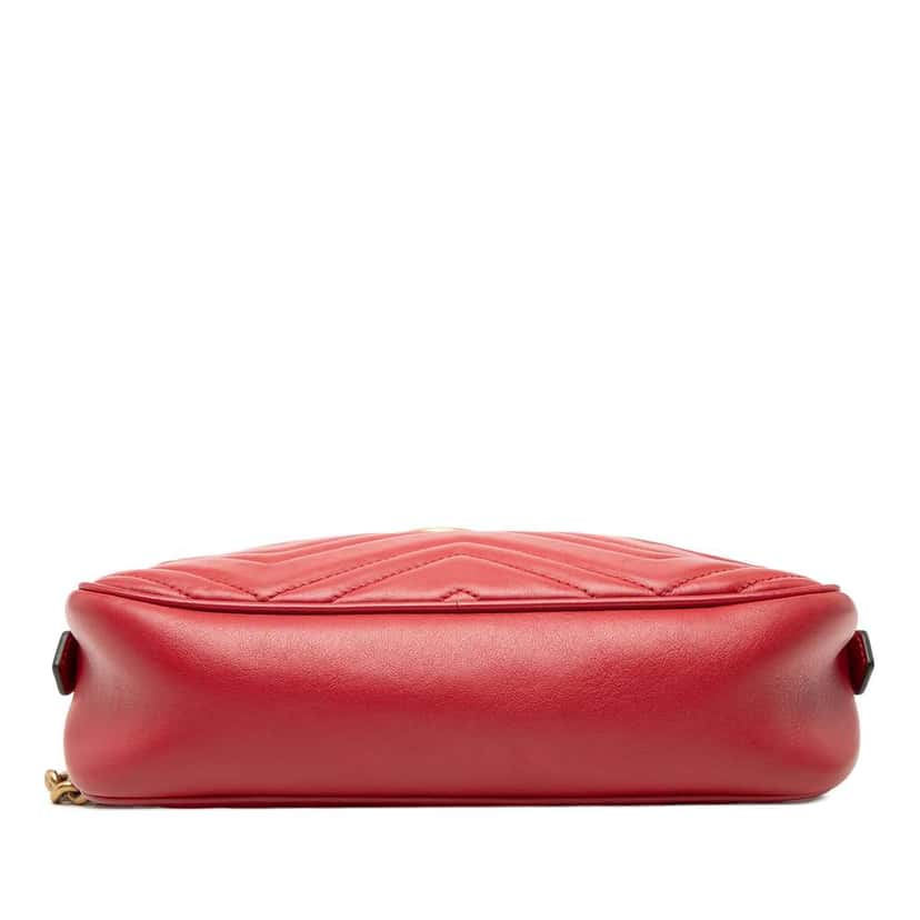 Gucci Small GG Marmont Matelasse Leather Crossbody Red Leather Very good condition - Inside View