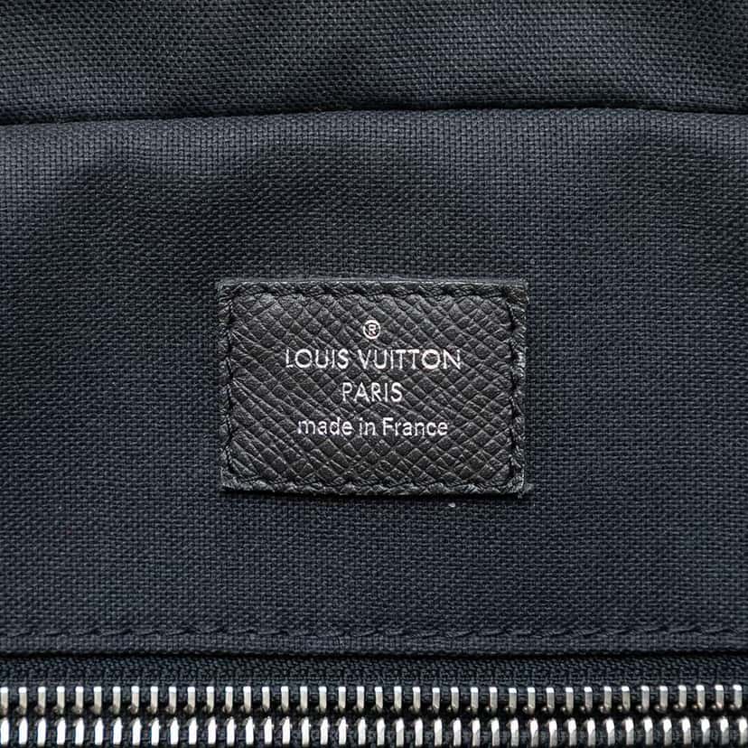 Louis Vuitton Taiga Porte Documents Business MM Black Leather Very good condition - Box View