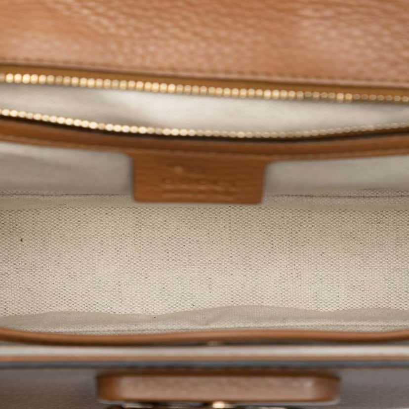 Gucci Medium Leather New Bamboo Satchel Brown Leather Very good condition - Model View