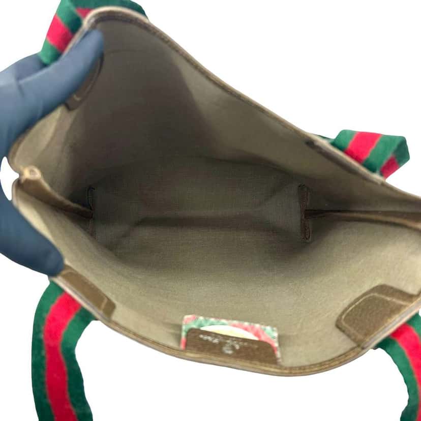 Gucci GG Supreme Web Tote Beige Canvas Very good condition - Inside View