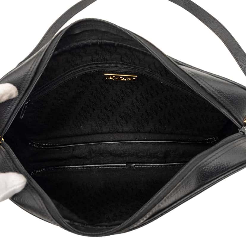 Saint Laurent Calfskin Monogram Lou Camera Bag Black Leather Very good condition - Model View