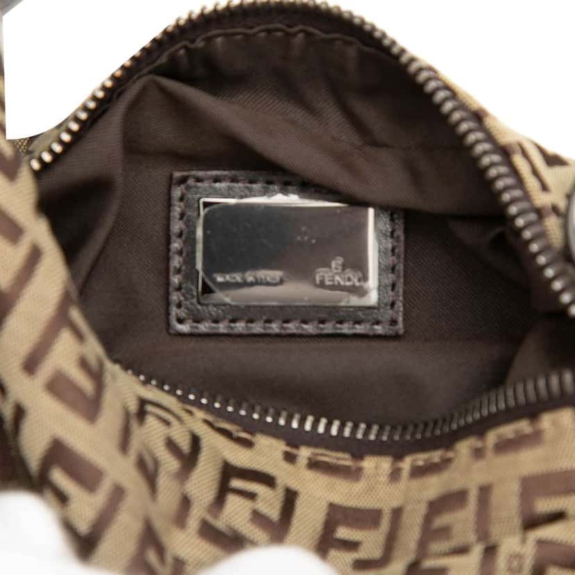 Fendi Zucchino Canvas Oyster Shoulder Bag Beige Canvas Very good condition - Box View