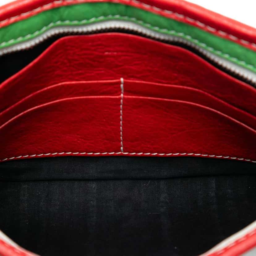 Balenciaga Lambskin Bazar Crossbody Green Leather Very good condition - Model View