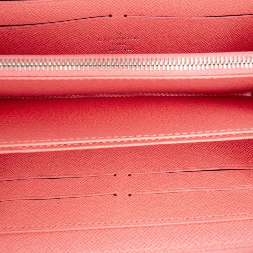 Louis Vuitton Epi Zippy Wallet Pink Leather Very good condition - Model View