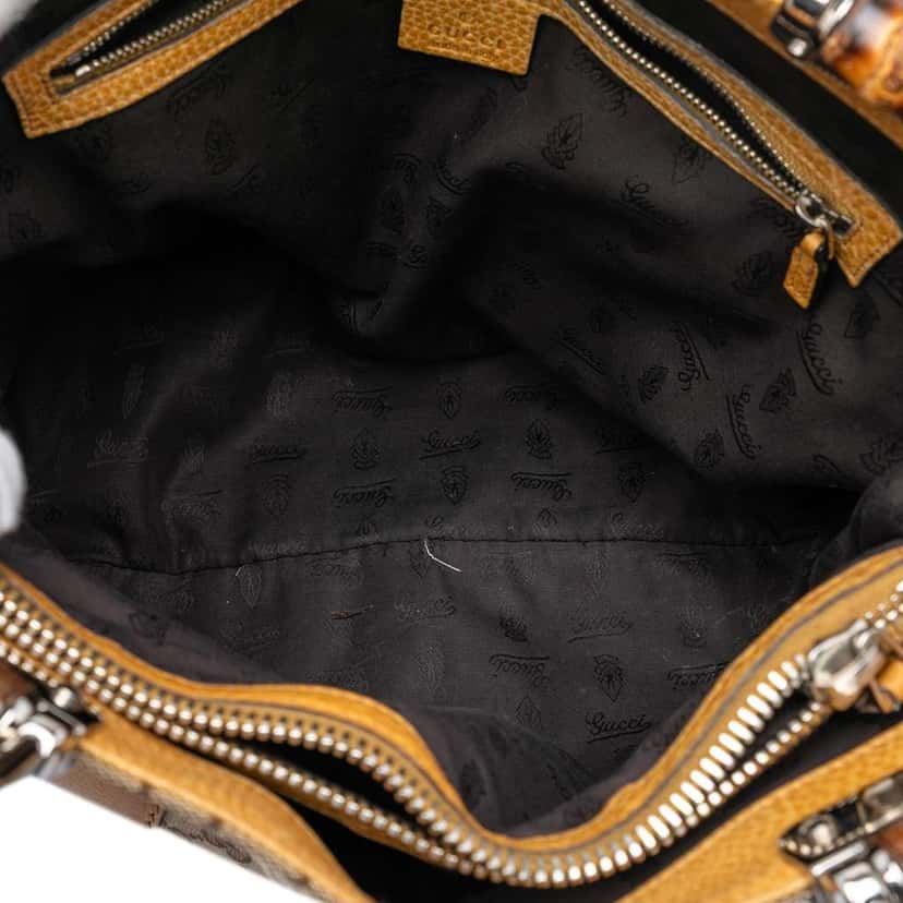 Gucci Large GG Canvas Bamboo Libeccio Tote Beige Canvas Very good condition - Model View