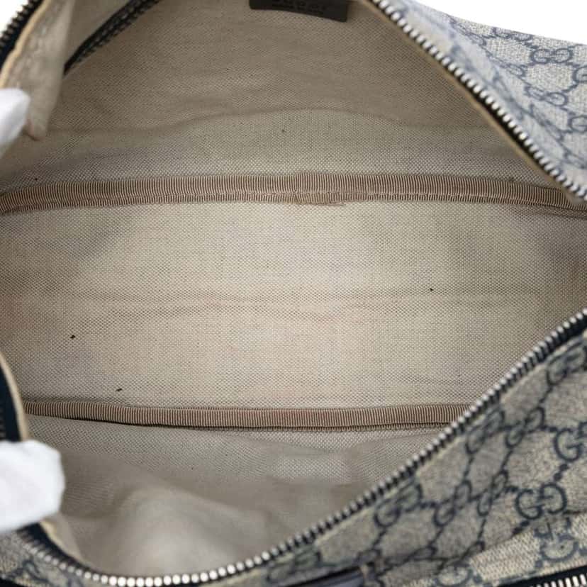 Gucci GG Supreme Double Pocket Crossbody Beige Canvas Very good condition - Model View