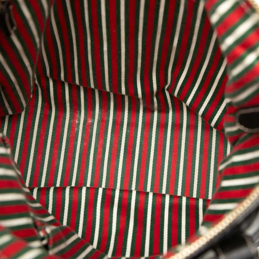 Gucci Leather Britt Tote Black Leather Very good condition - Model View