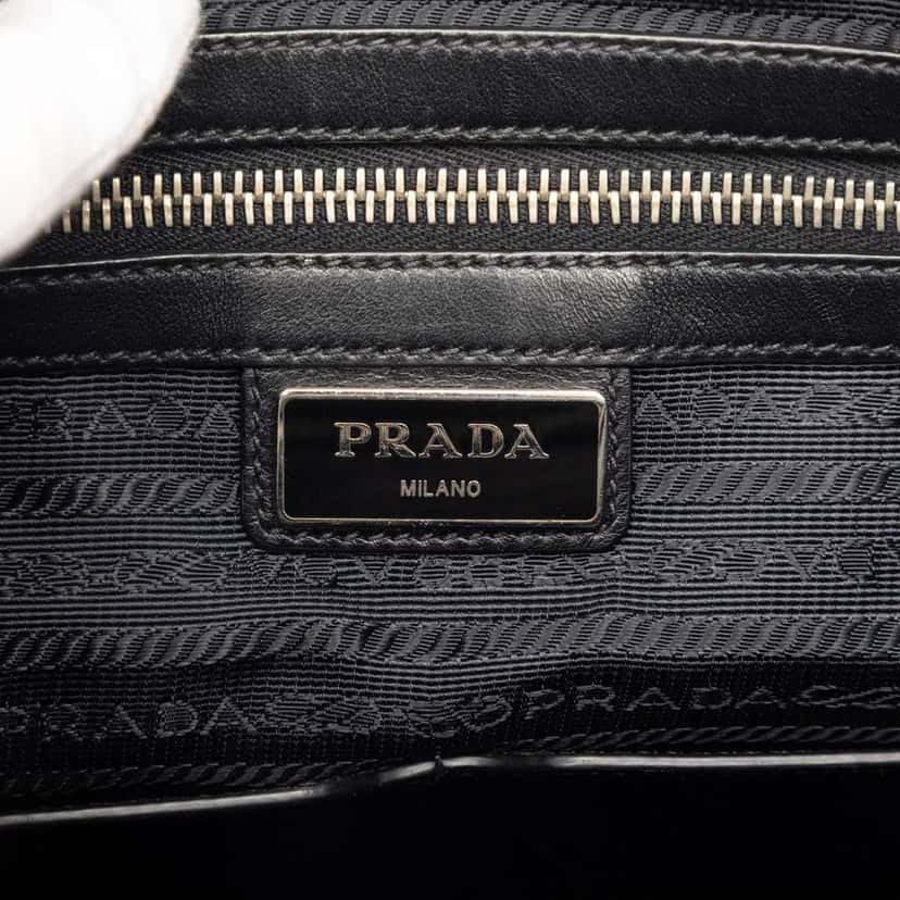 Prada Leather Satchel Black Leather Very good condition - Box View