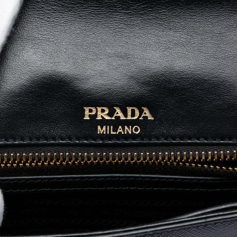 Prada Saffiano Pattina Chain Crossbody Black Leather Very good condition - Box View