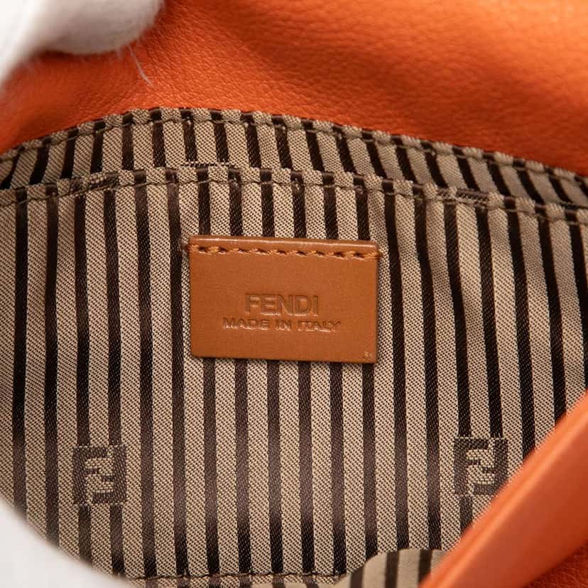 Fendi Leather Fendista Pochette Crossbody Orange Leather Very good condition - Box View