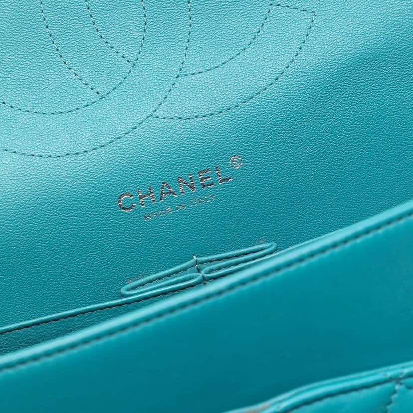 Chanel Jumbo Classic Lambskin Double Flap Blue Leather Very good condition - Box View