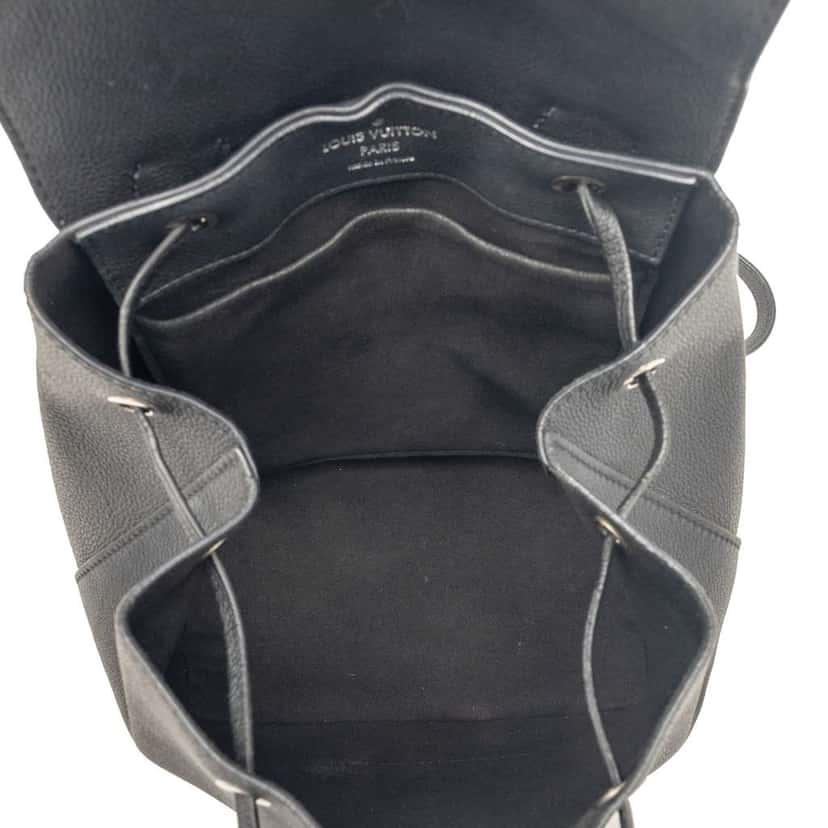 Louis Vuitton Taurillon Lockme Backpack Black Leather Very good condition - Model View