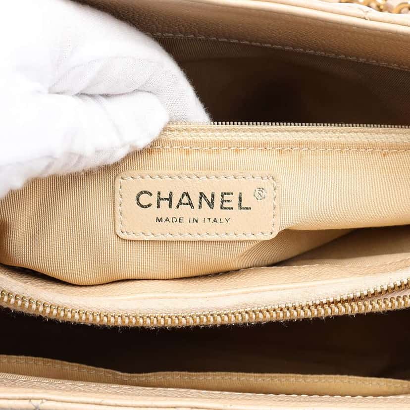 Chanel Caviar Grand Shopping Tote Brown Leather Very good condition - Box View