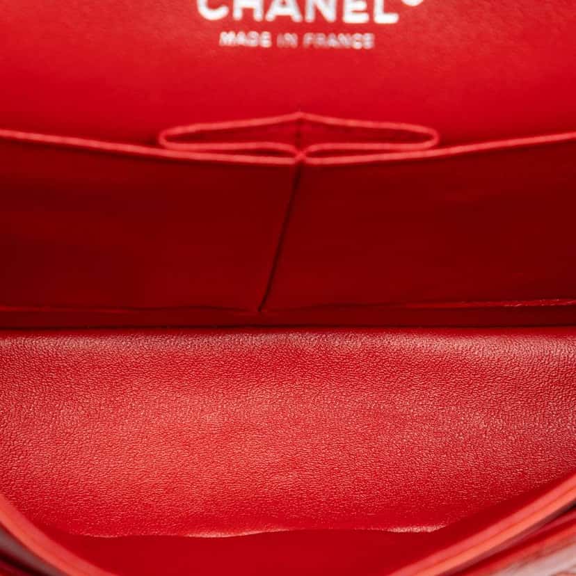 Chanel Medium Classic Lambskin Double Flap Orange Leather Very good condition - Model View