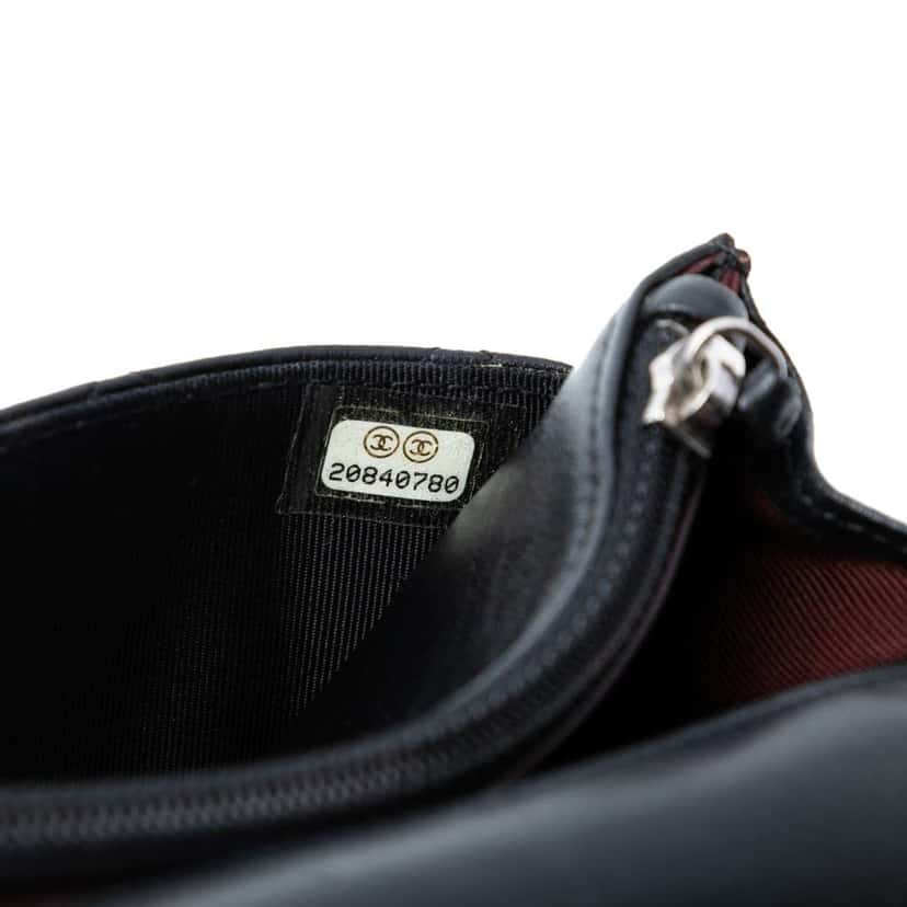 Chanel CC Quilted Lambskin Wallet On Chain Black Leather Very good condition - Box View