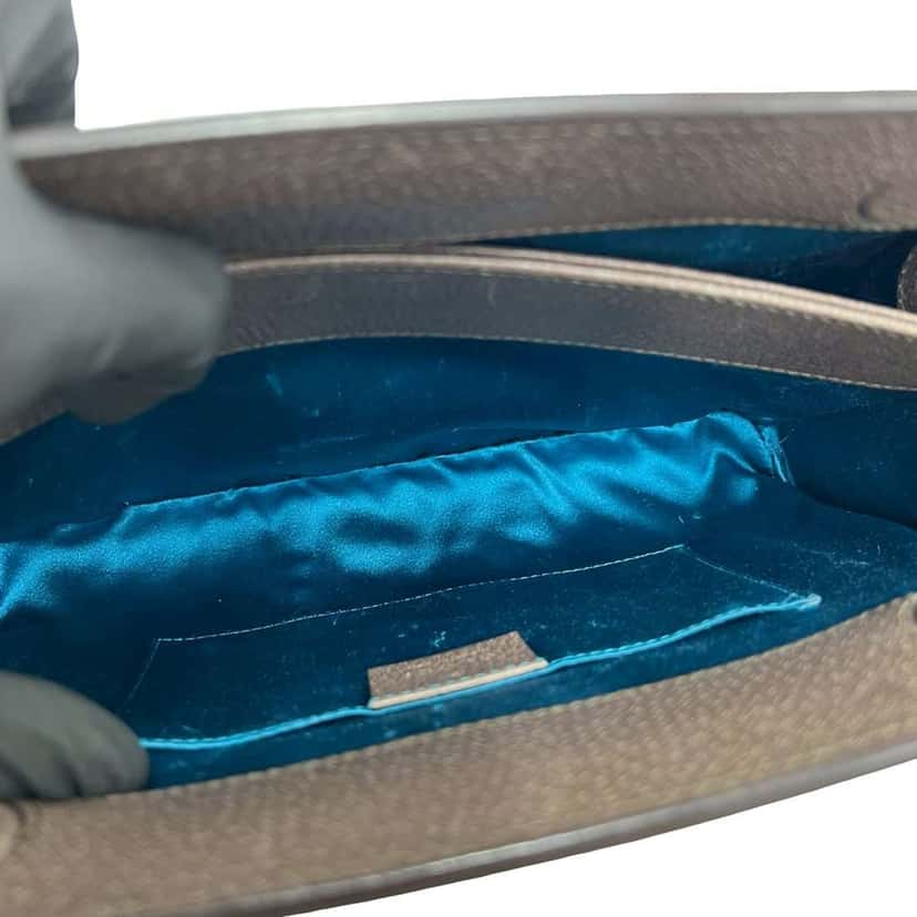 Gucci Small GG Supreme Web Ophidia Chain Crossbody Beige Canvas Very good condition - Inside View