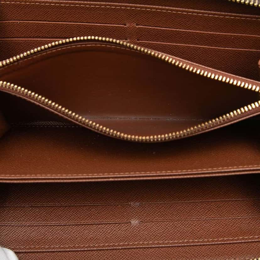 Louis Vuitton Monogram Zippy Wallet Brown Very good condition - Model View