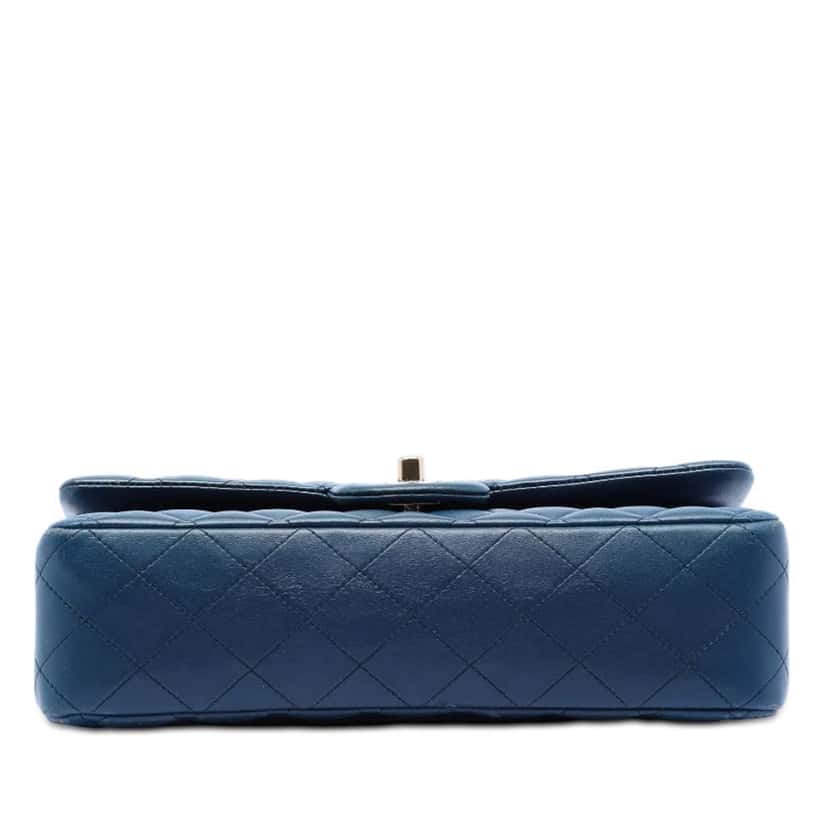 Chanel Medium Classic Lambskin Double Flap Blue Leather Very good condition - Inside View