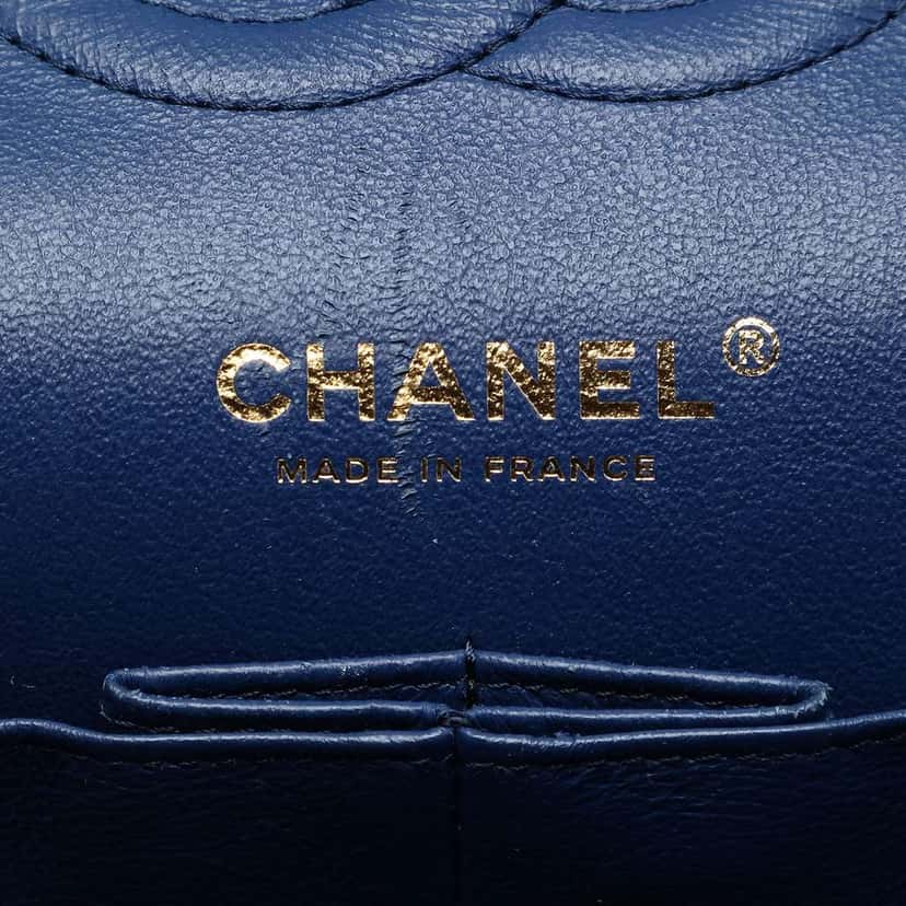 Chanel Medium Classic Lambskin Double Flap Blue Leather Very good condition - Box View