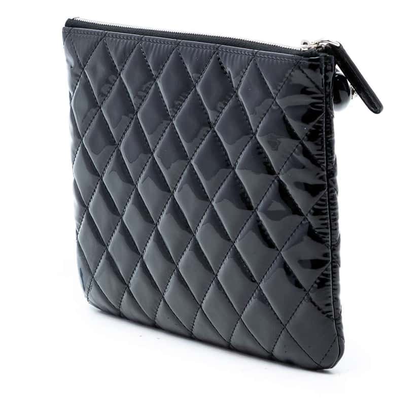 Chanel Small Quilted Patent O Case Clutch Black Leather Very good condition - Back View