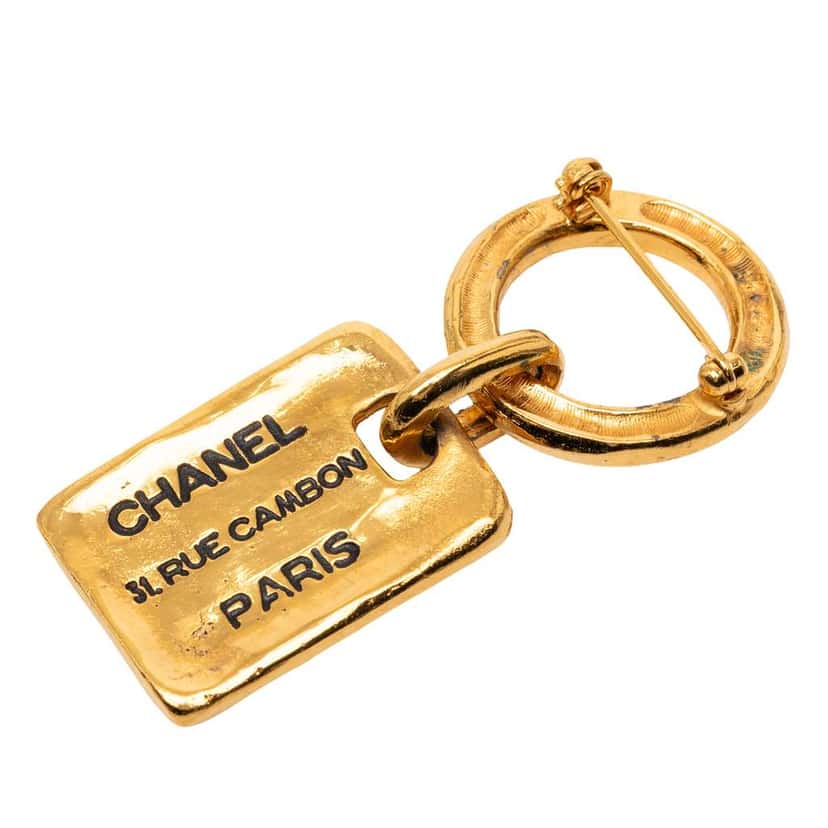 Chanel CC Gold Plated Rue Cambon Tag Brooch Gold Metal Very good condition - Back View