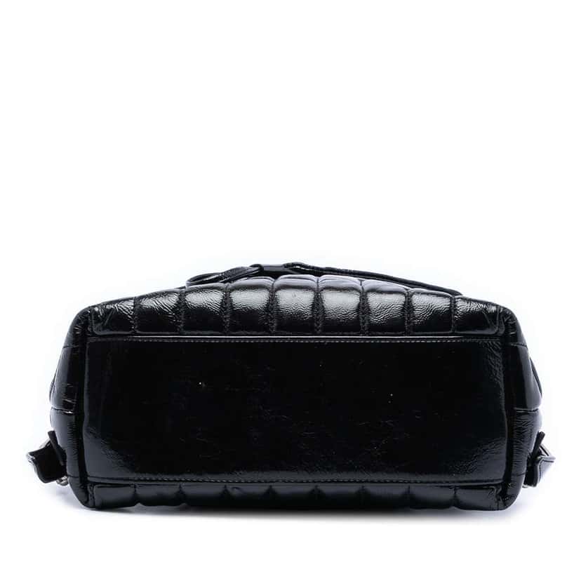 Saint Laurent Small Matelasse Patent Monogram LouLou Backpack Black Leather Very good condition - Inside View