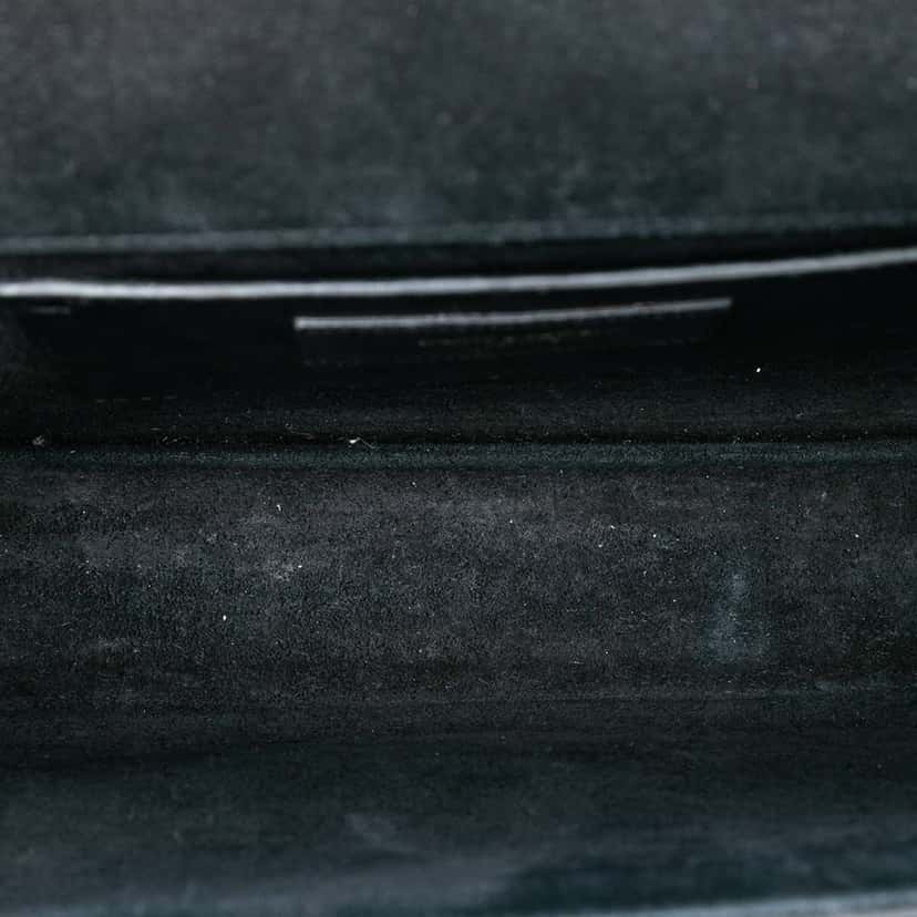 Saint Laurent Medium Patent Monogram Kate Crossbody Black Leather Very good condition - Model View