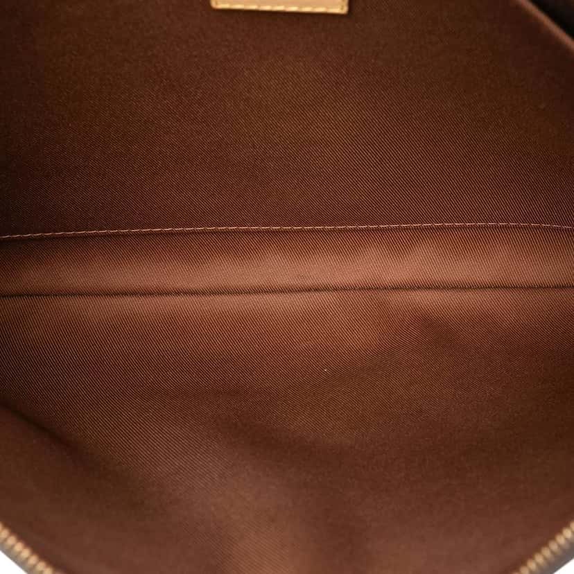 Louis Vuitton Monogram Etui Voyage MM Brown Very good condition - Model View