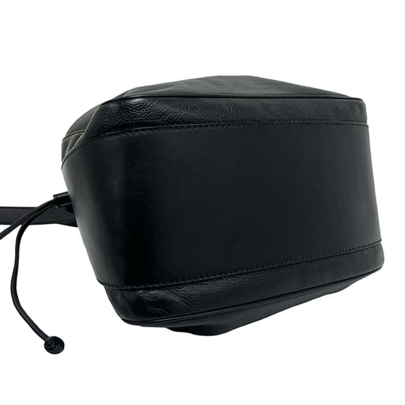 Gucci Leather Web Bucket Bag Black Leather Very good condition - Inside View