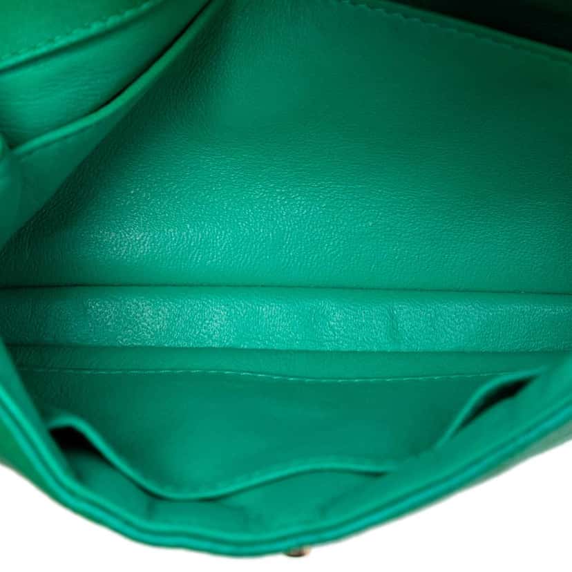 Chanel Extra Mini Rectangular Classic Satin Single Flap Green Satin Very good condition - Model View