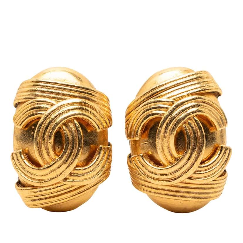 Chanel CC Oval Clip On Earrings Gold Metal Very good condition - Front View