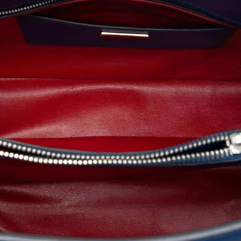 Prada Saffiano Cuir Turnlock Twin Satchel Blue Leather Very good condition - Model View