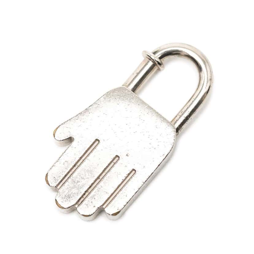 Hermès Silver Plated Annee de la Main Cadena Padlock Silver Metal Very good condition - Back View