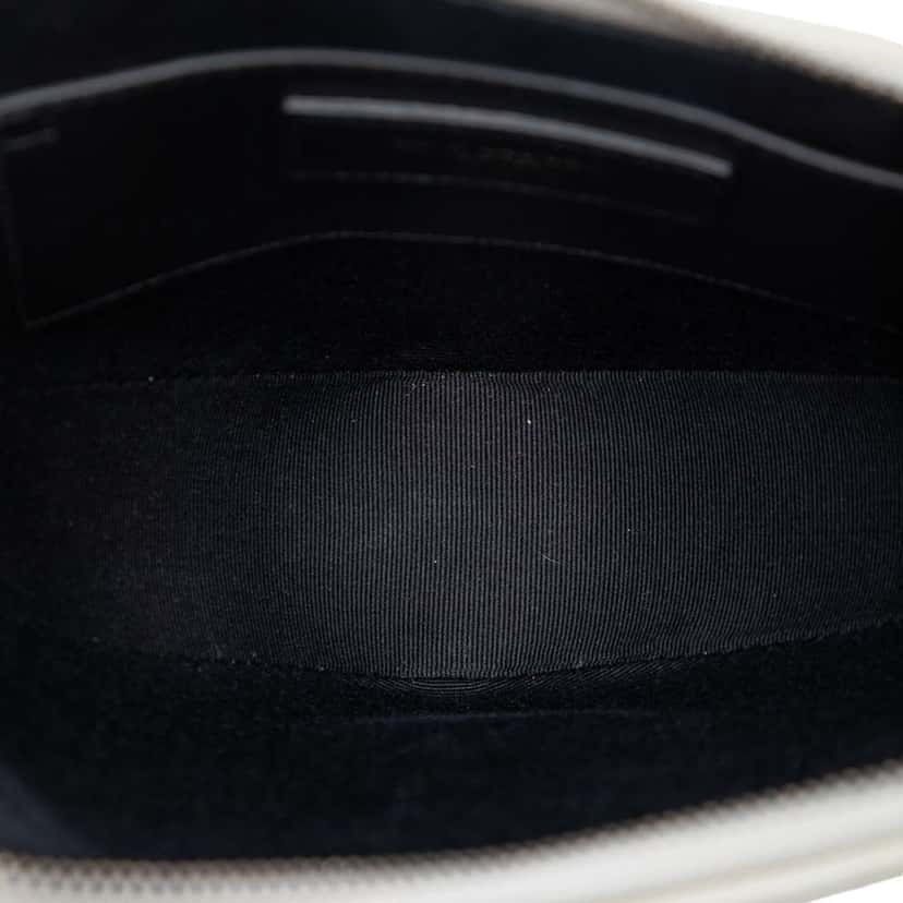 Saint Laurent Leather Monogram Heart Tassel Crossbody White Leather Very good condition - Model View