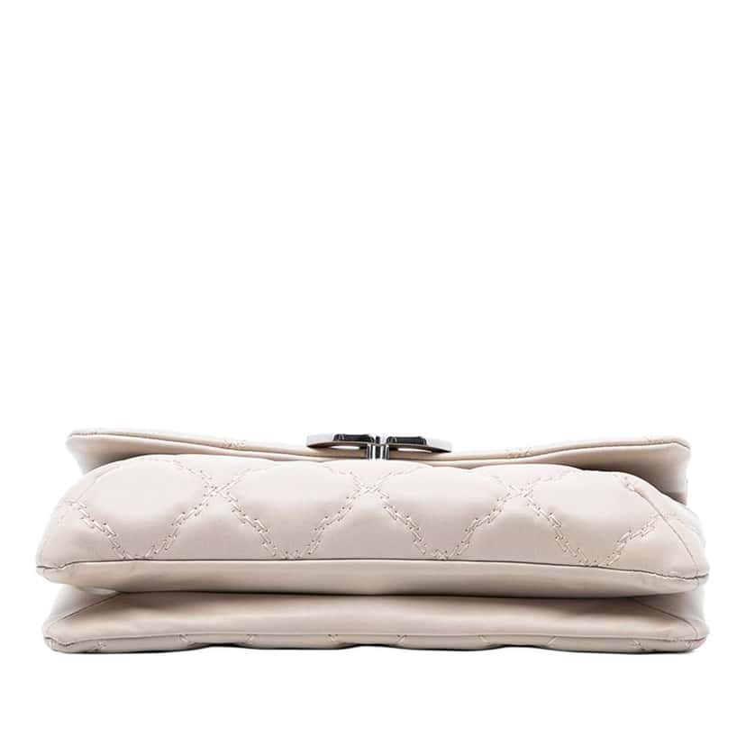 Chanel Mini Lambskin Double Stitch Hamptons Flap Beige Leather Very good condition - Inside View