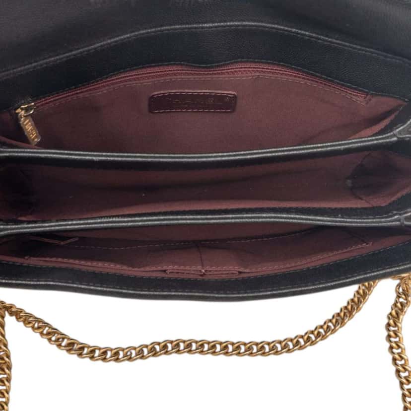 Chanel CC Stitched Caviar and Suede Lady Coco Flap Black Leather Very good condition - Model View